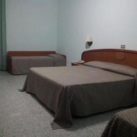 Eden Hotel 3*