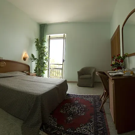 Hotel Eden San Domino