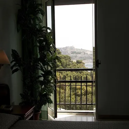 Eden Hotel