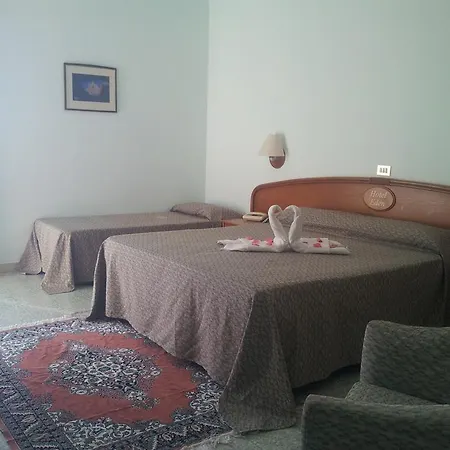 Eden Hotel