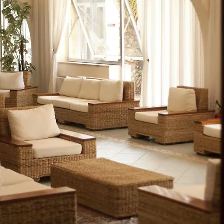 Hotel Eden 3*