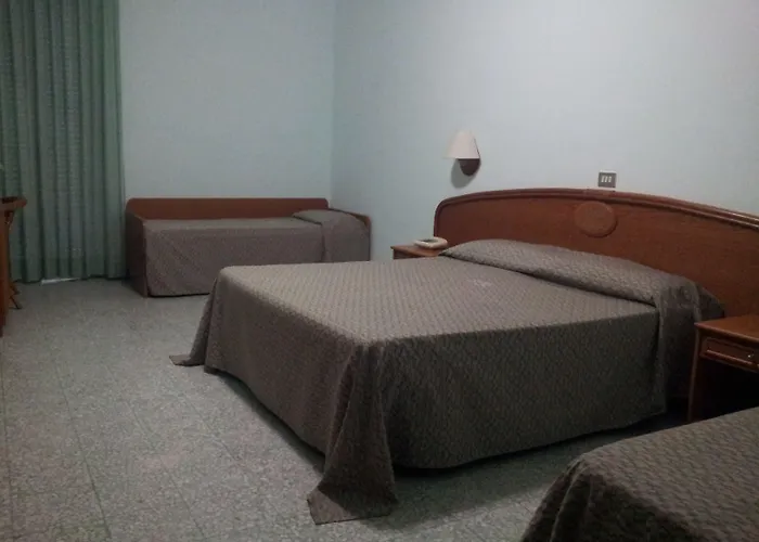 Hotel Eden 3*